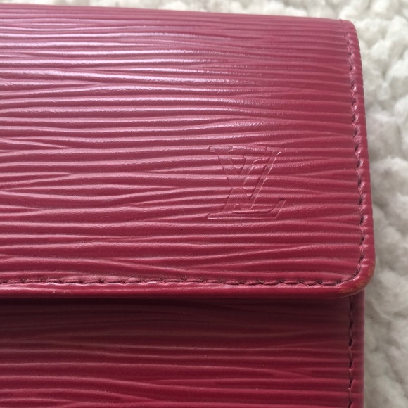 Louis Vuitton Fuchsia Epi Leather Sarah Wallet - Picture 3 of 14